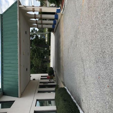 Days Inn By Wyndham Summerton Екстер'єр фото